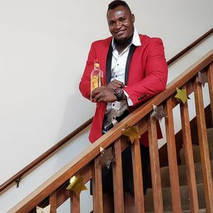 Meet your Posher, Wesly